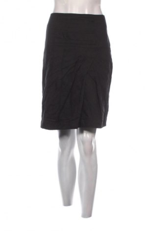 Пола Unbranded, Размер XL, Цвят Черен, Цена 2,04 €