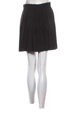 Пола Unbranded, Размер S, Цвят Черен, Цена 2,04 €