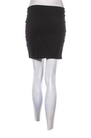 Пола Unbranded, Размер S, Цвят Черен, Цена 2,04 €