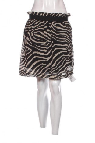 Пола Unbranded, Размер S, Цвят Многоцветен, Цена 2,04 €