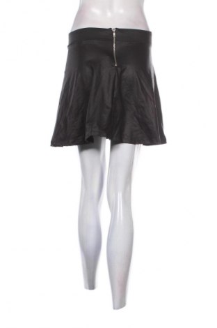 Пола Unbranded, Размер S, Цвят Черен, Цена 2,55 €