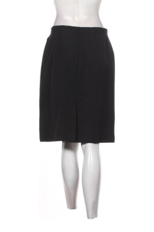 Пола Unbranded, Размер M, Цвят Черен, Цена 2,04 €