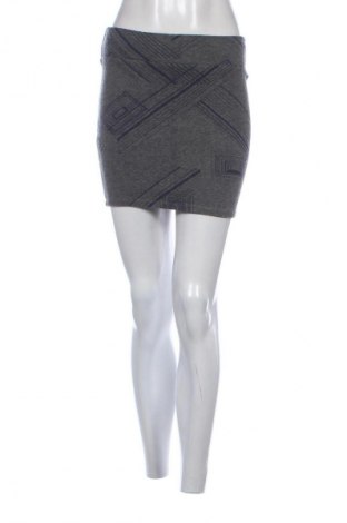 Пола Unbranded, Размер M, Цвят Многоцветен, Цена 2,04 €