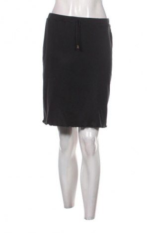 Пола Unbranded, Размер S, Цвят Черен, Цена 2,04 €