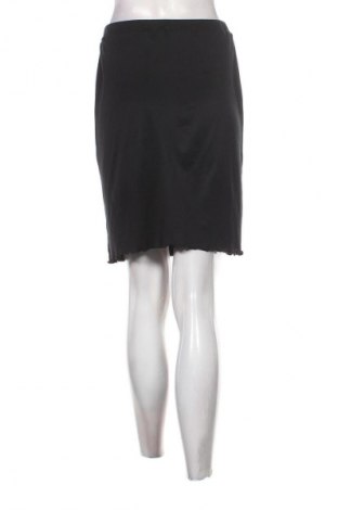 Пола Unbranded, Размер S, Цвят Черен, Цена 2,04 €