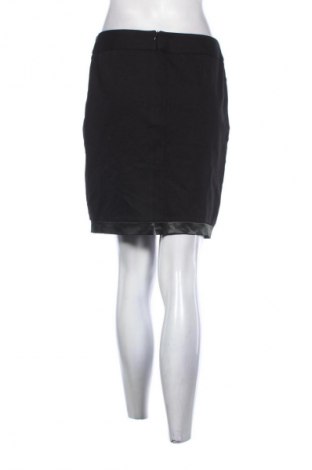 Пола Unbranded, Размер M, Цвят Черен, Цена 2,04 €