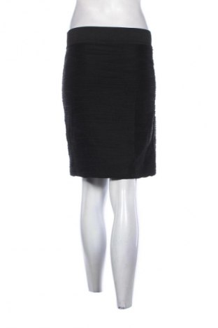 Пола VILA, Размер M, Цвят Черен, Цена 2,04 €