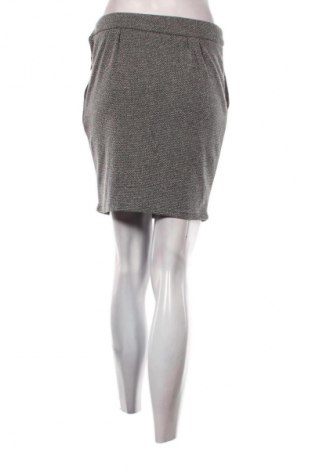 Пола VILA, Размер M, Цвят Многоцветен, Цена 2,04 €