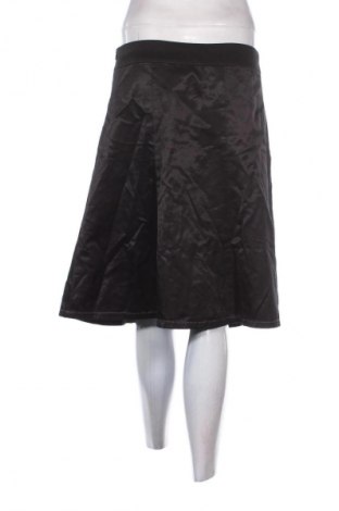 Пола Vero Moda, Размер M, Цвят Черен, Цена 2,04 €