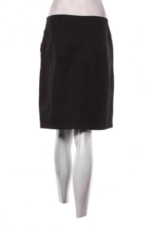 Пола Vero Moda, Размер M, Цвят Черен, Цена 2,04 €