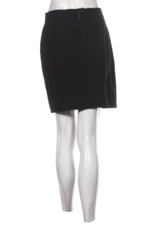 Пола Xandres, Размер S, Цвят Черен, Цена 3,57 €