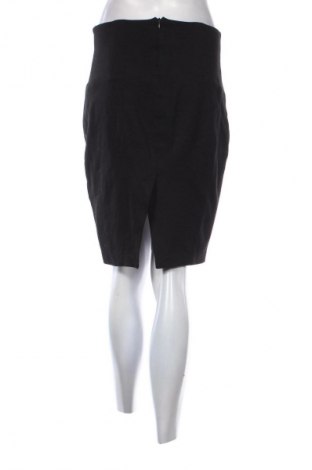 Пола Zara, Размер M, Цвят Черен, Цена 2,04 €