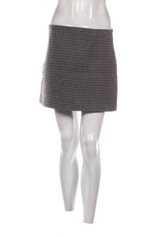 Пола Zara, Размер M, Цвят Многоцветен, Цена 3,57 €