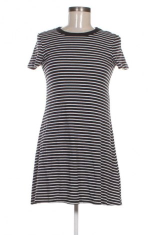 Рокля H&M Divided, Размер M, Цвят Многоцветен, Цена 2,04 €