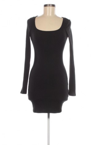 Šaty  H&M Divided, Velikost S, Barva Černá, Cena  49,00 Kč