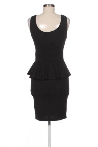 Sukienka ONLY, Rozmiar M, Kolor Czarny, Cena 27,99 zł