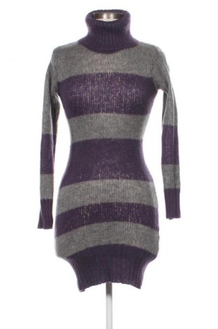 Šaty  Rinascimento, Velikost S, Barva Vícebarevné, Cena  299,00 Kč