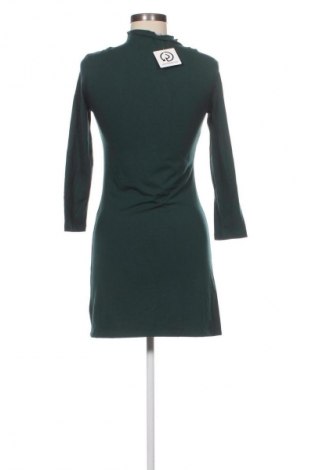 Šaty  Stradivarius, Velikost M, Barva Zelená, Cena  209,00 Kč