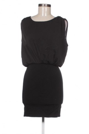 Ruha VILA, Méret M, Szín Fekete, Ár 1 119 Ft