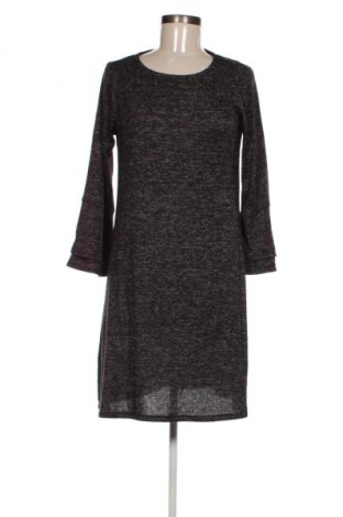 Šaty  Yessica, Velikost S, Barva Černá, Cena  79,00 Kč