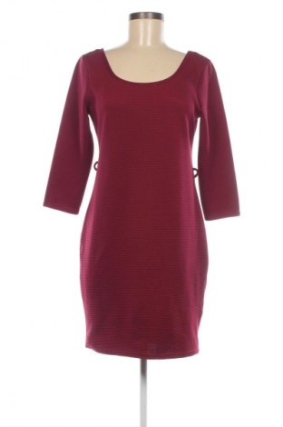 Šaty  Yessica, Velikost M, Barva Červená, Cena  49,00 Kč