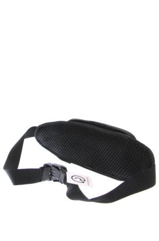 Saszetka do pasa Nike, Kolor Czarny, Cena 156,99 zł