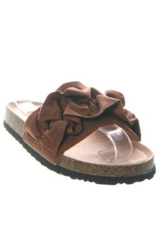 Чехли House, Размер 37, Цвят Кафяв, Цена 21,00 €