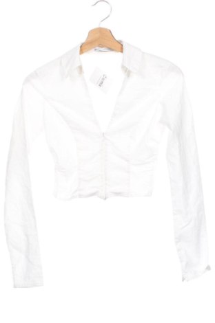 Дамска блуза Bershka, Размер XS, Цвят Бял, Цена 10,22 €