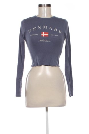 Dámská halenka Bershka, Velikost S, Barva Modrá, Cena  198,00 Kč