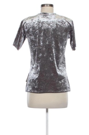 Bluză de femei Bershka, Mărime M, Culoare Gri, Preț 60,99 Lei