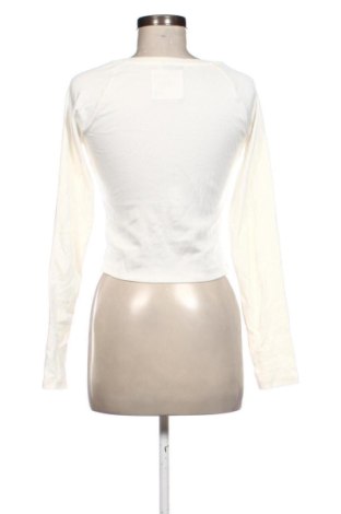 Дамска блуза Bershka, Размер M, Цвят Бял, Цена 7,00 €