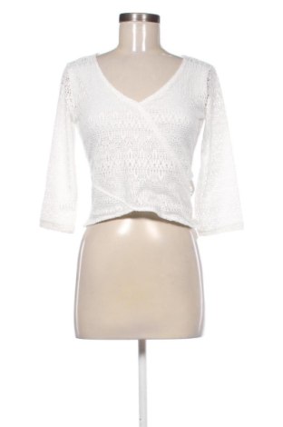 Дамска блуза Bershka, Размер M, Цвят Бял, Цена 9,71 €