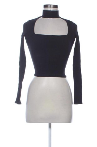 Dámská halenka Bershka, Velikost S, Barva Černá, Cena  346,00 Kč