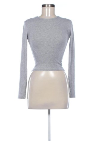 Дамска блуза Bershka, Размер XS, Цвят Сив, Цена 10,00 €