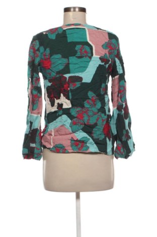 Γυναικεία μπλούζα Caractere, Μέγεθος M, Χρώμα Πολύχρωμο, Τιμή 50,99 €