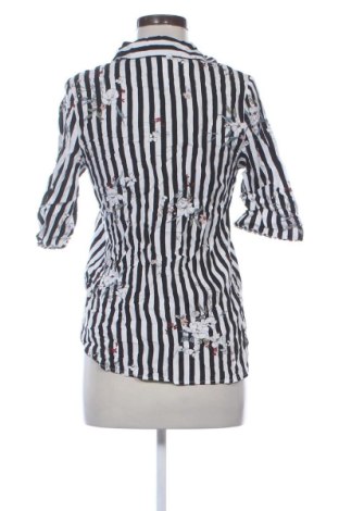 Damen Shirt Clockhouse, Größe S, Farbe Mehrfarbig, Preis 6,16 €