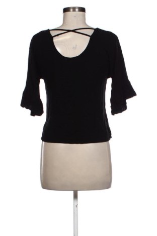 Dámská halenka Forever 21, Velikost M, Barva Černá, Cena  484,00 Kč