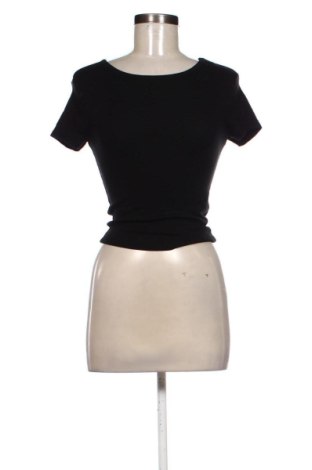 Damen Shirt Gina Tricot, Größe XS, Farbe Schwarz, Preis 13,99 €