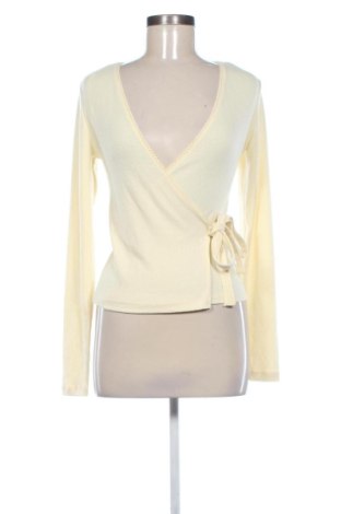 Дамска блуза Gina Tricot, Размер S, Цвят Жълт, Цена 24,03 €