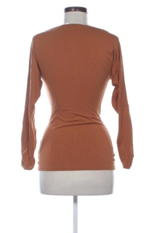 Дамска блуза Infinite, Размер S, Цвят Кафяв, Цена 23,21 €