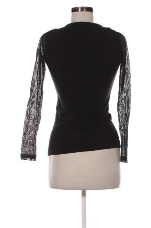 Bluzka damska Jadea, Rozmiar XS, Kolor Czarny, Cena 91,99 zł