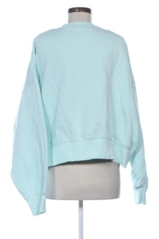 Dámská halenka Nike, Velikost L, Barva Modrá, Cena  1 293,00 Kč