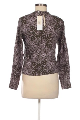 Дамска блуза ONLY, Размер S, Цвят Многоцветен, Цена 24,03 €