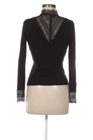 Női blúz ONLY, Méret M, Szín Fekete, Ár 5 199 Ft