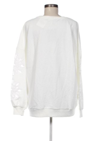 Dámská halenka ONLY Carmakoma, Velikost XL, Barva Bílá, Cena  699,00 Kč