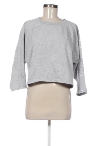Дамска блуза PUMA, Размер L, Цвят Сив, Цена 25,05 €