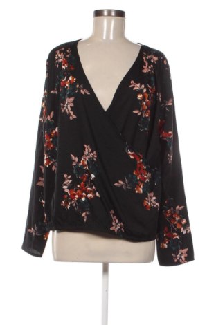 Dámská halenka Pieces, Velikost XL, Barva Vícebarevné, Cena  309,00 Kč