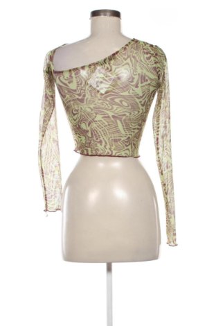 Damen Shirt Pull&Bear, Größe S, Farbe Mehrfarbig, Preis 5,00 €