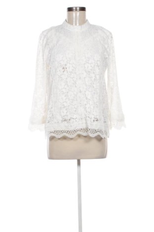 Damen Shirt Reserved, Größe M, Farbe Weiß, Preis 9,70 €