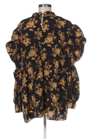 Damen Shirt SHEIN, Größe 4XL, Farbe Mehrfarbig, Preis 12,99 €